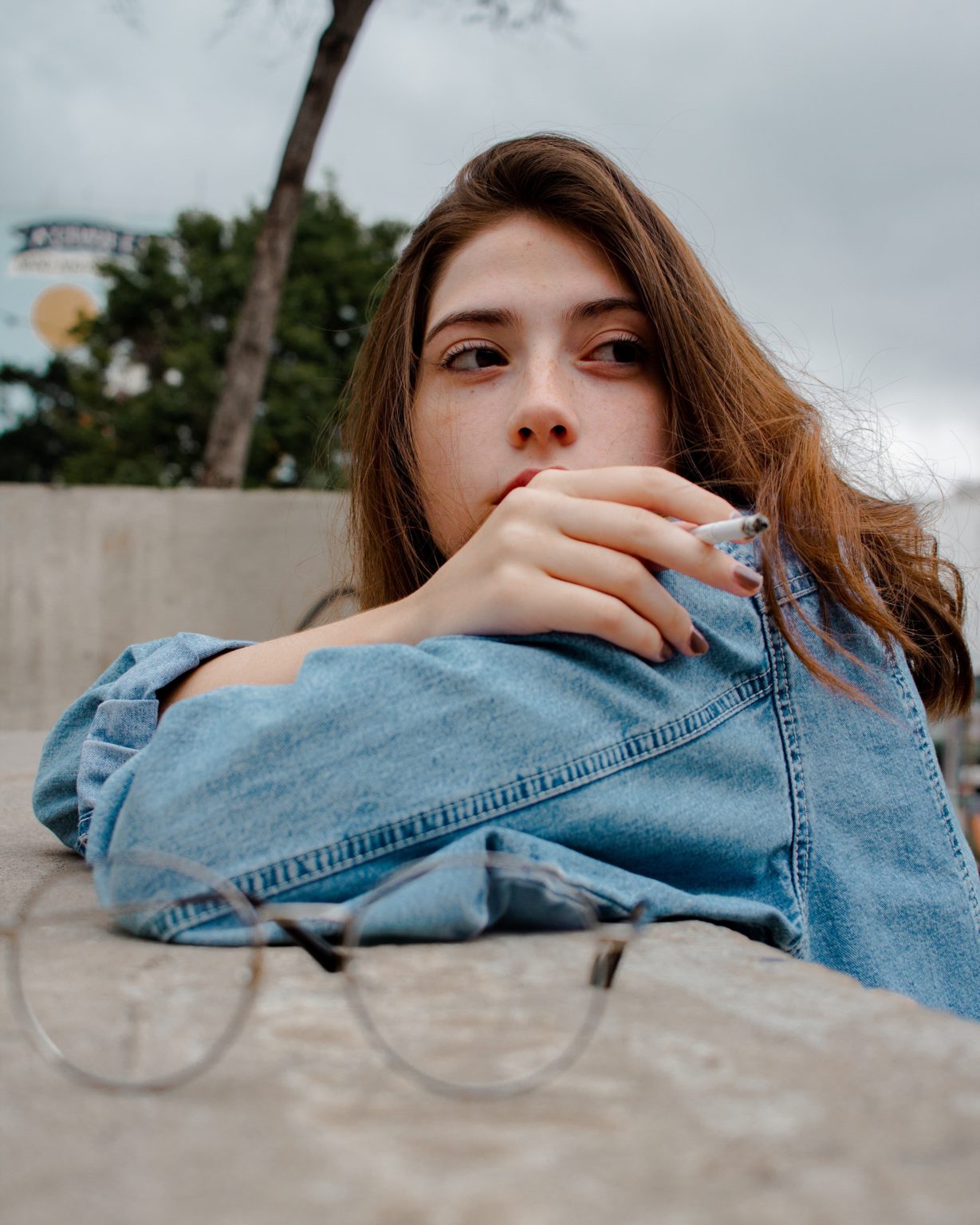 Secondhand Smoke:  A Tiktok Influencer'S Crusade - rxmd13a